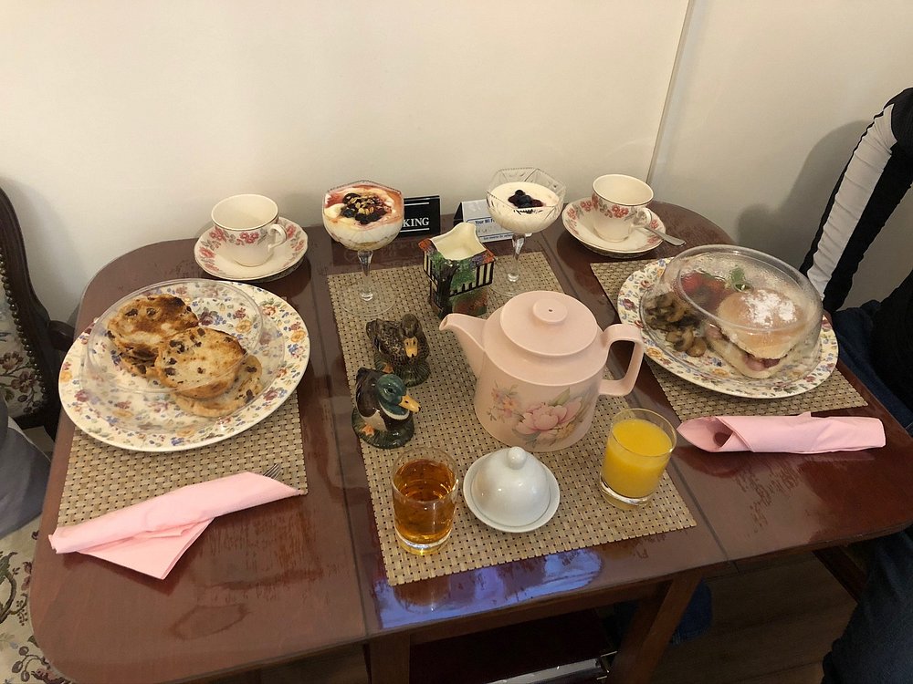 A breakfast tray delivered to a guest room at Puddle Duck Lodge